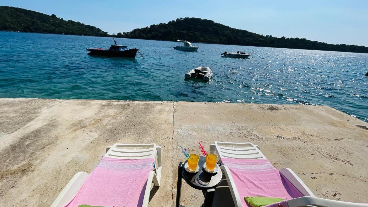 Lovely Apartments On The Private Beach - Island Korcula Prizba Exterior foto